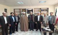دیدار مدیر شبکه بهداشت و درمان ملایر با امام جمعه